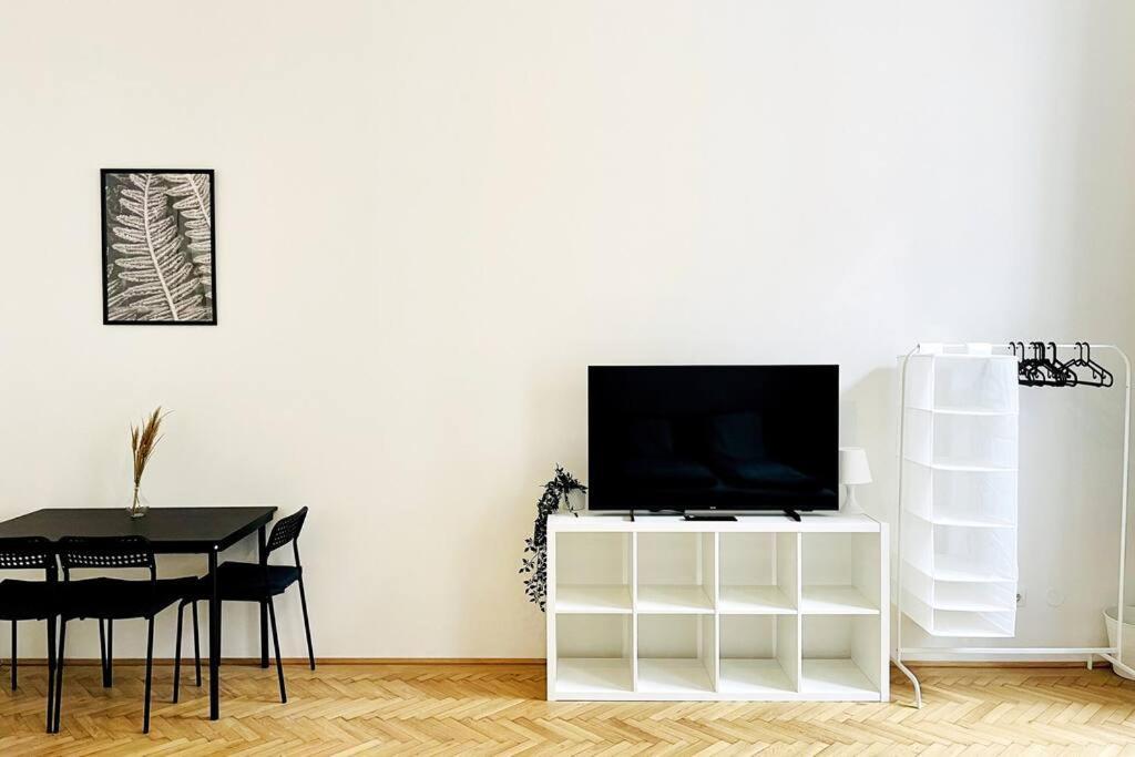 City-center-apartment Hip Area, Big & New Vídeň
